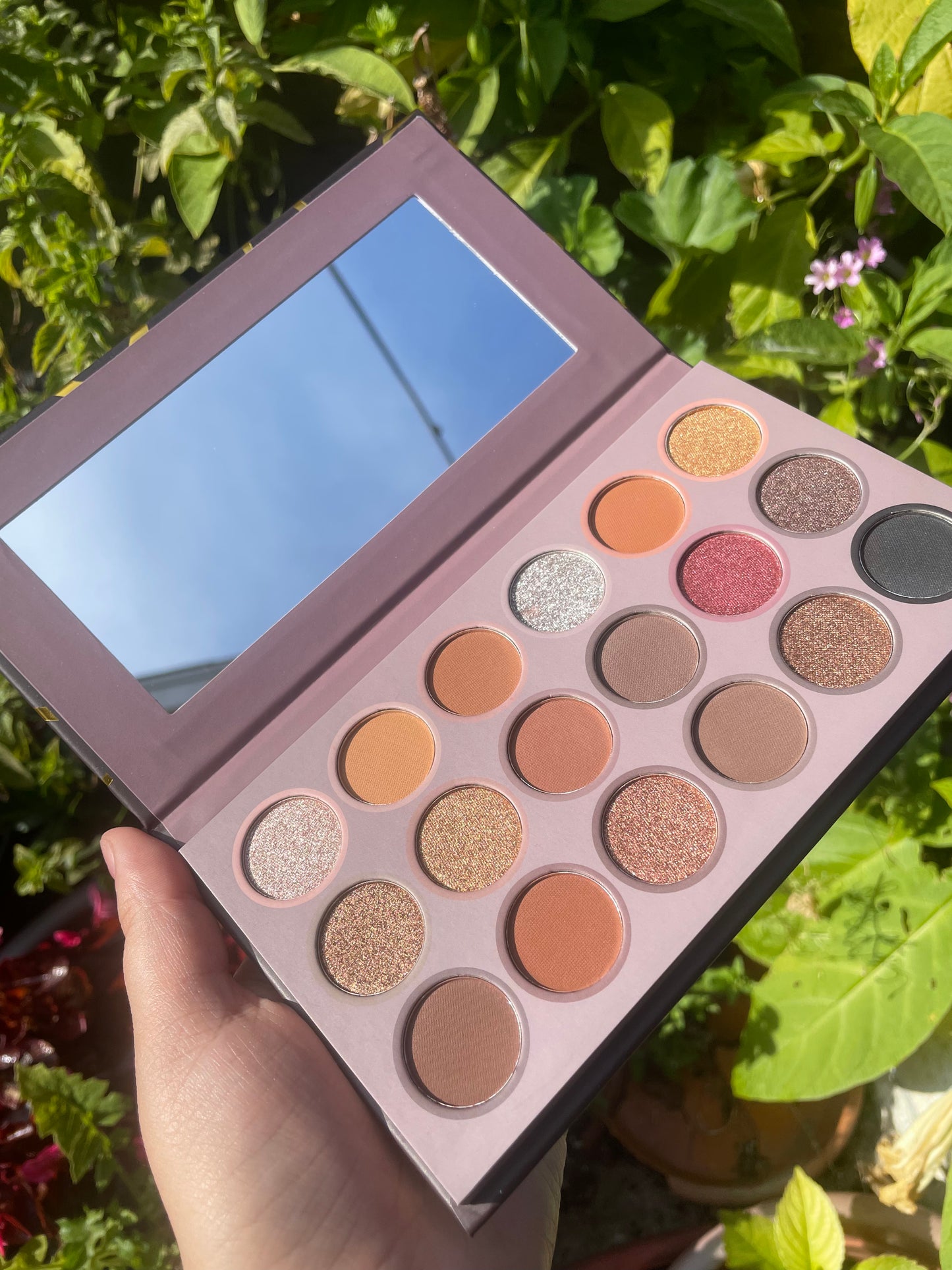 Nude Print Pallet